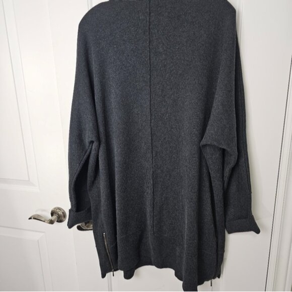 Rachel Zoe, Long Grey Cardigan, Size 3x plus size - Picture 3 of 6